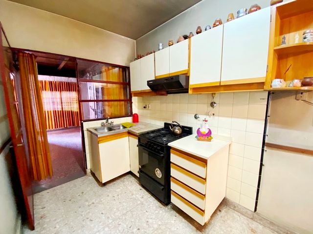 LAUREANA FERRARI al 70 5