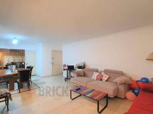 PUEYRREDON, AV. al 1300 Piso 9 4