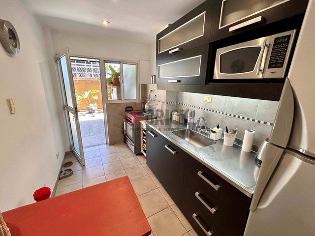 AV. RIVADAVIA al 13800 Piso 1 5