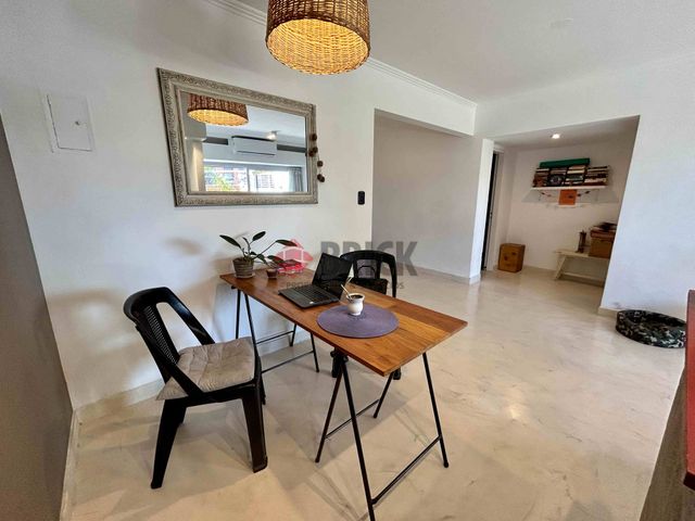 AV. RIVADAVIA al 13800 Piso 1 4