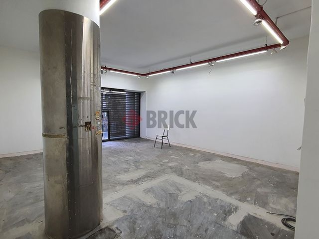 LAS HERAS, AV. al 2600 3