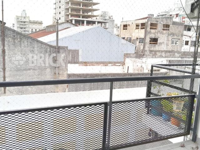 ALSINA, ADOLFO al 2600 Piso 4 4