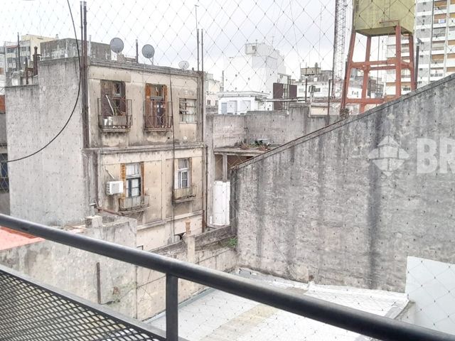 ALSINA, ADOLFO al 2600 Piso 4 5