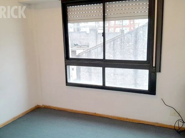 ALSINA, ADOLFO al 2600 Piso 4 7