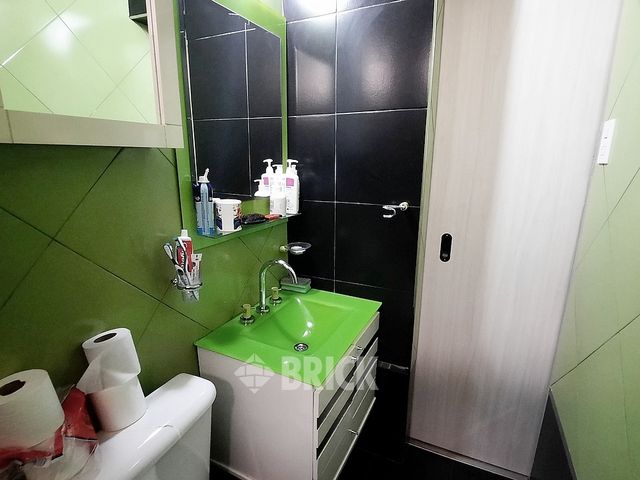 AVELLANEDA, AV. al 2400 Piso 2 21