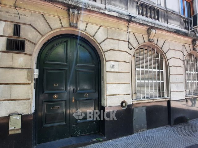 AVELLANEDA, AV. al 2400 Piso 2 28