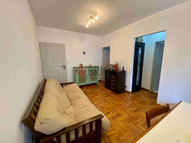 CORDOBA al 2500 Piso 2 5