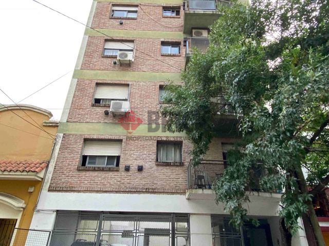 CORDOBA al 2500 Piso 2 1