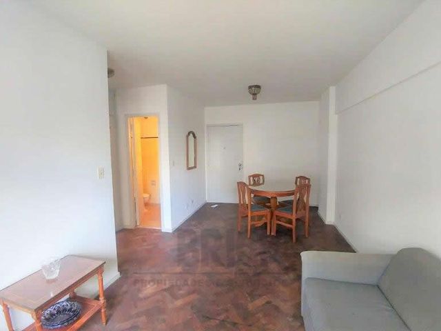 SALGUERO, JERONIMO al 1900 Piso 4 3