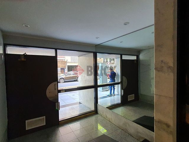 ECUADOR al 1500 Piso 2 21