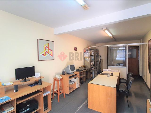 CORRIENTES, AV. al 2300 Piso 6 3