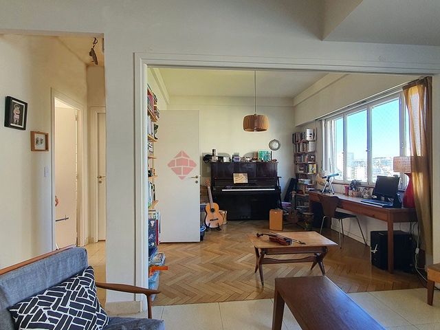 JURAMENTO, AV. al 1800 Piso 8 5