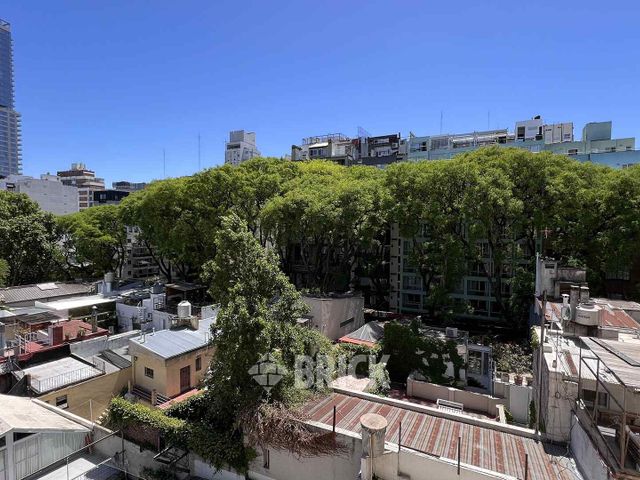 THAMES al 2000 Piso 5 3