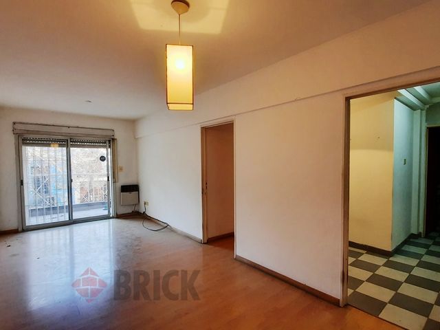 LAMBARE al 800 Piso 2 2