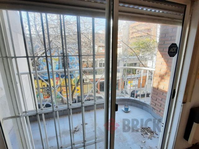 LAMBARE al 800 Piso 2 4