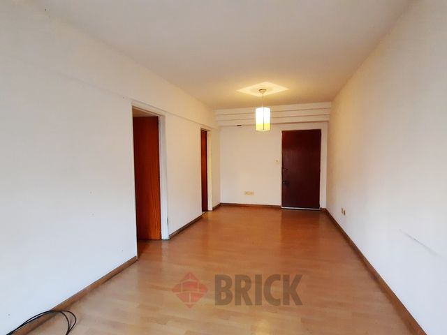 LAMBARE al 800 Piso 2 5