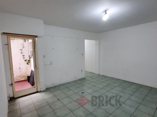 VIAMONTE al 2200 Piso PB 4