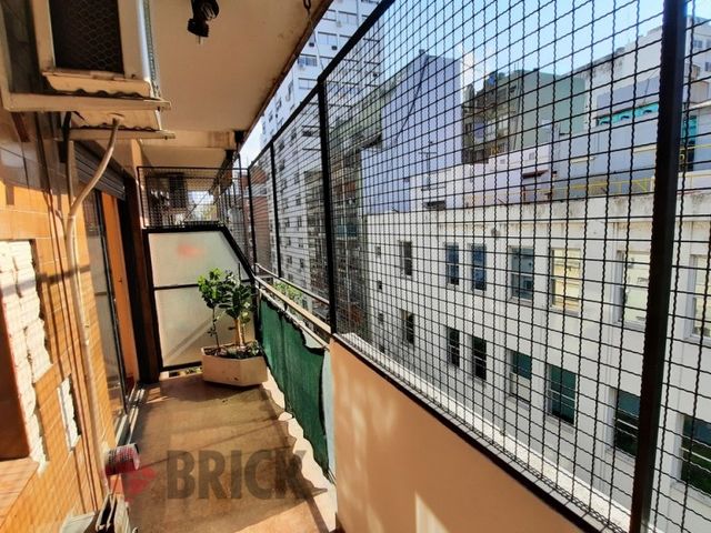 ECUADOR al 1400 Piso 7 5