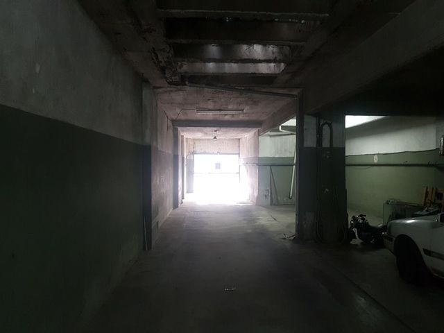 YRIGOYEN, HIPOLITO, AV. al 6600 Piso 1 30