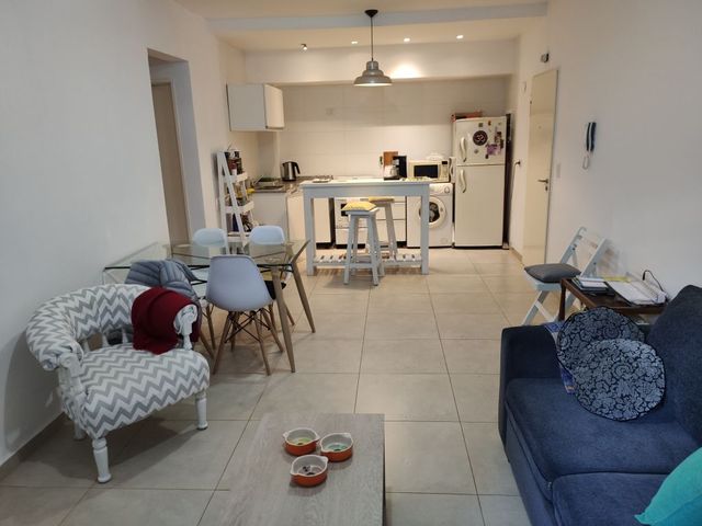 FONROUGE al 200 Piso PB 7