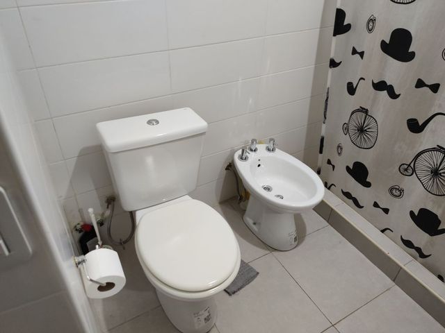 FONROUGE al 200 Piso PB 16