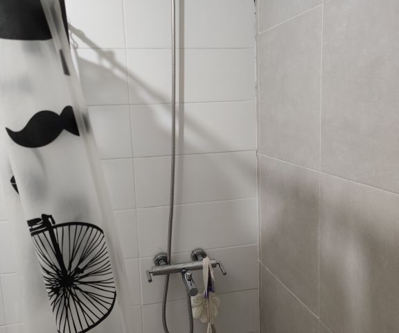 FONROUGE al 200 Piso PB 19