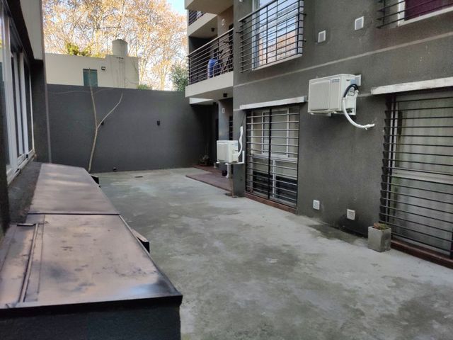 FONROUGE al 200 Piso PB 24
