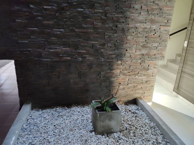 FONROUGE al 200 Piso PB 27