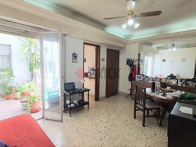 RIVADAVIA, AV. al 6500 Piso 1 3