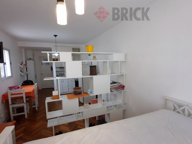 PUEYRREDON, AV. al 1300 Piso 7 5