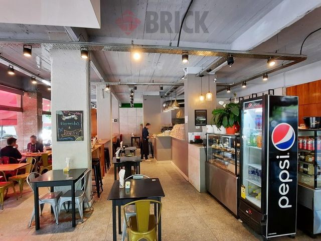 CASEROS, AV. al 3000 2