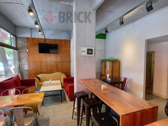 CASEROS, AV. al 3000 4