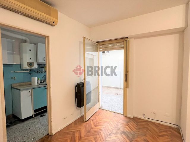 CARACAS al 4600 Piso 1 2