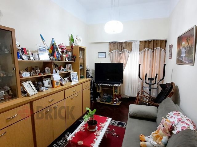 ECUADOR al 1300 Piso PB 2