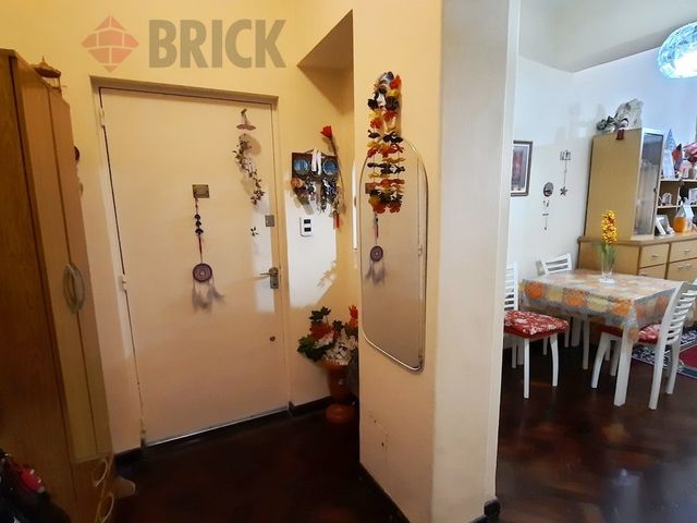 ECUADOR al 1300 Piso PB 5