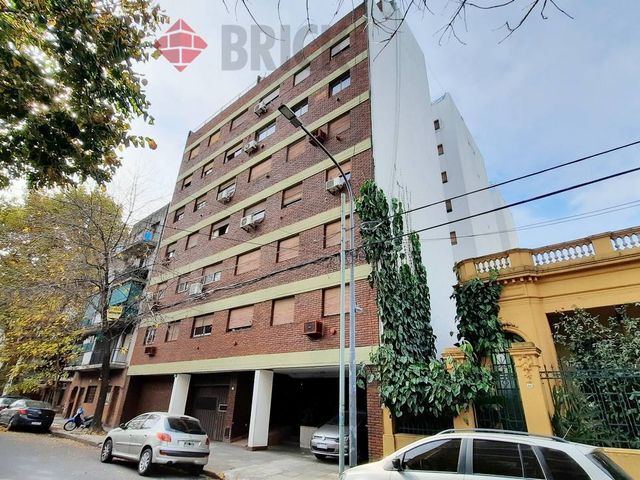 GRANADEROS al 400 Piso 2 23