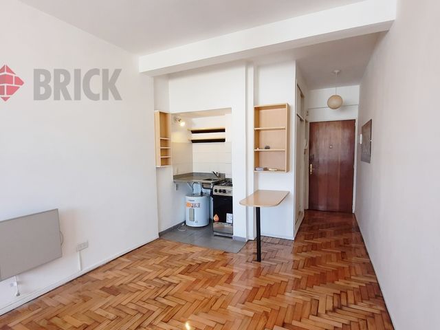 CORRIENTES, AV. al 2300 Piso 13 5