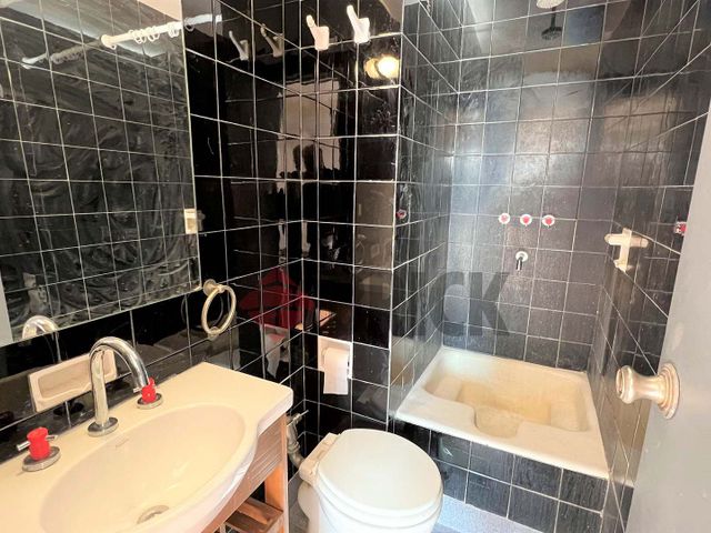 PARAGUAY al 1400 Piso 10 4