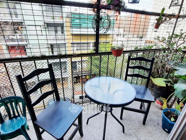 GUARDIA VIEJA al 3900 Piso 3 4