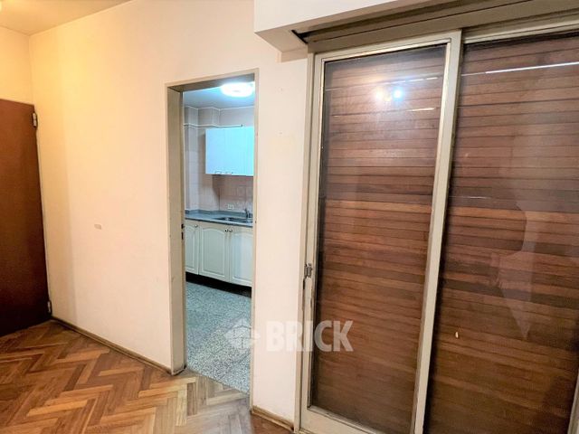 LAPRIDA al 1000 Piso 2 3