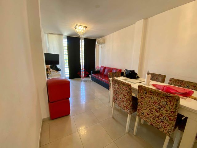 CHACABUCO al 400 Piso 2 2