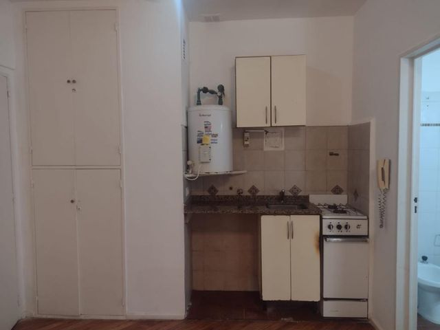 SUIPACHA al 700 Piso 5 4