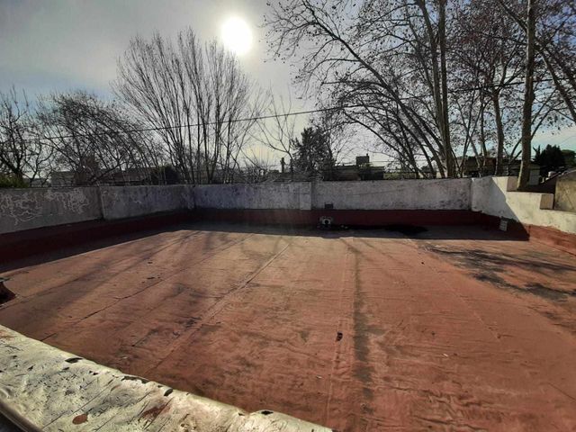 LAS HERAS al 600 Piso PB 9