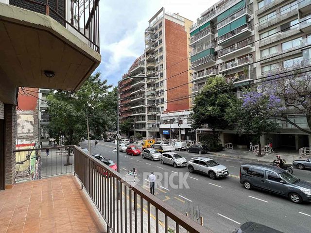 CRAMER, AV. al 2400 Piso 1 4