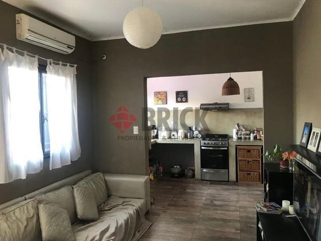 CASTRO BARROS al 900 3