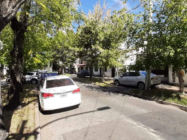 DEL VALLE IBERLUCEA al 4300 3