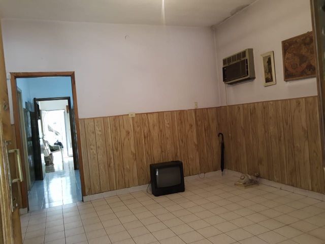 GUTIERREZ, JUAN MARIA al 1300 3