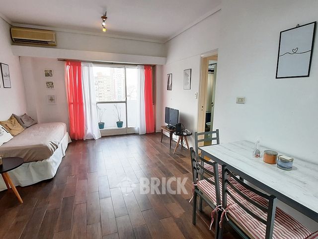 TUCUMAN al 2100 Piso 9 2