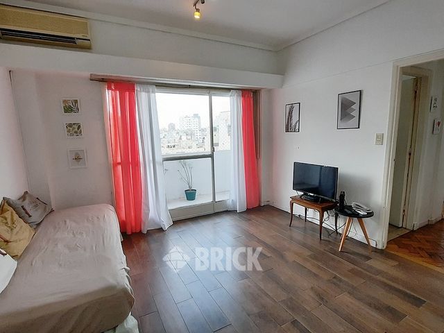 TUCUMAN al 2100 Piso 9 3