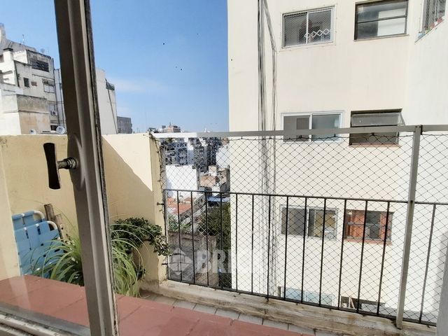 CORRIENTES, AV. al 2100 Piso 10 20